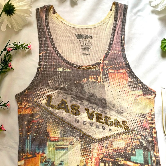 Las Vegas Nevada Sparkly Tank Top - Picture 4 of 9